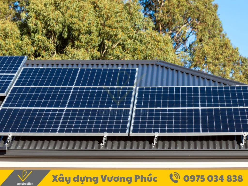 Xu Hướng Thiết Kế Nhà Phổ Biến Năm 2024 10 Xu huong thiet ke nha 2024 Tich hop he thong nang luong mat troi